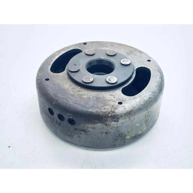 Rotor volant moteur SUZUKI DR 125 1985-1988