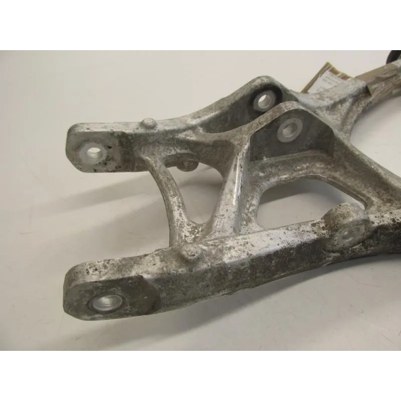 Triangle inferieur arriere droit HYTRACK HY 700 2009
