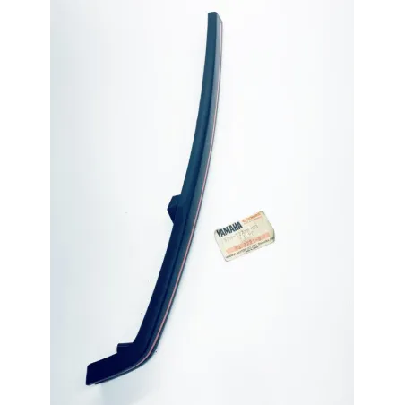 Cache lateral droit YAMAHA XC 125 1990-1993 BELUGA
