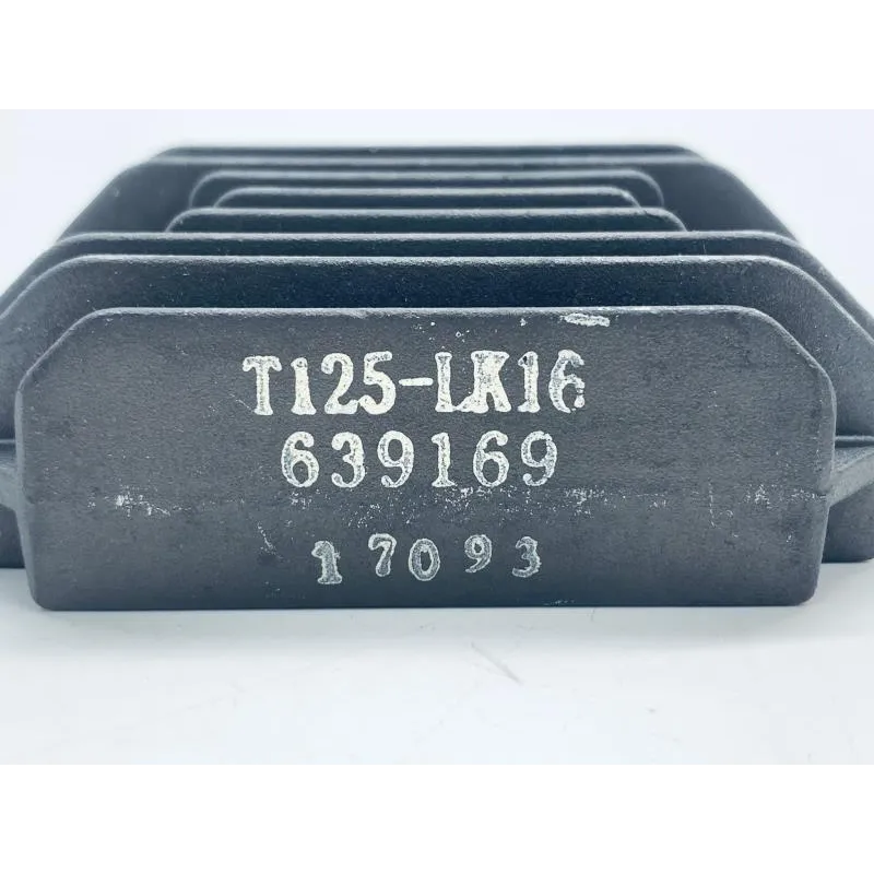 Regulateur charge batterie PIAGGIO VESPA GTS 125 2007-2012