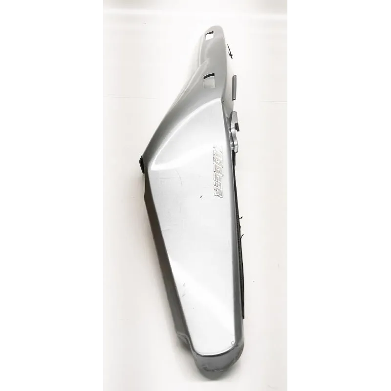 Cache carenage coque arriere droit KAWASAKI GTR 1400 2008-2009