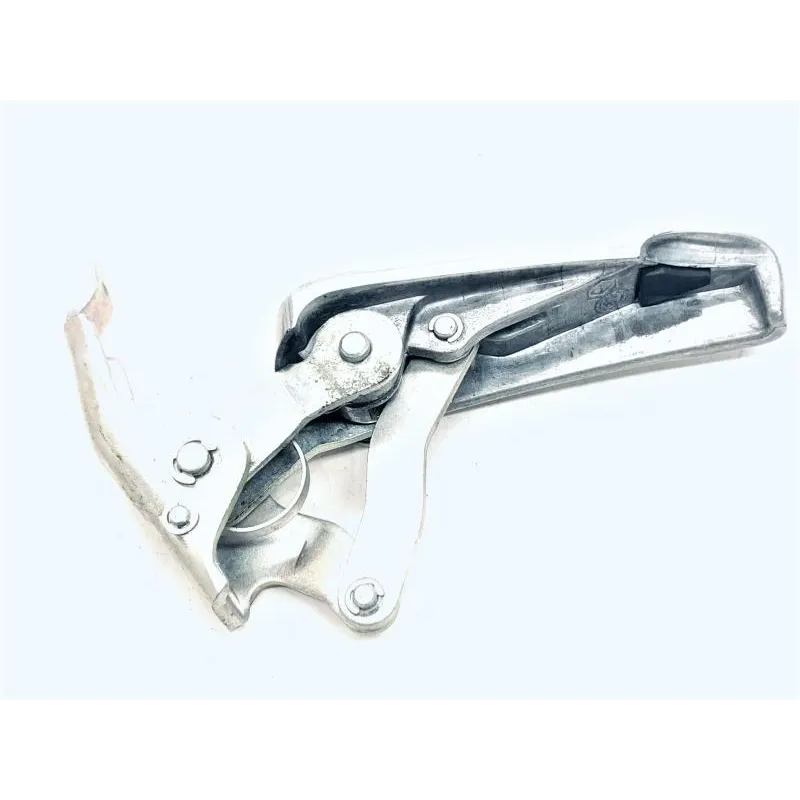 Repose pieds arriere gauche PIAGGIO VESPA GTS 125 2007-2012