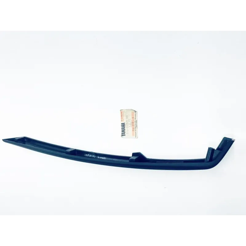Cache lateral droit YAMAHA XC 125 1990-1993 BELUGA