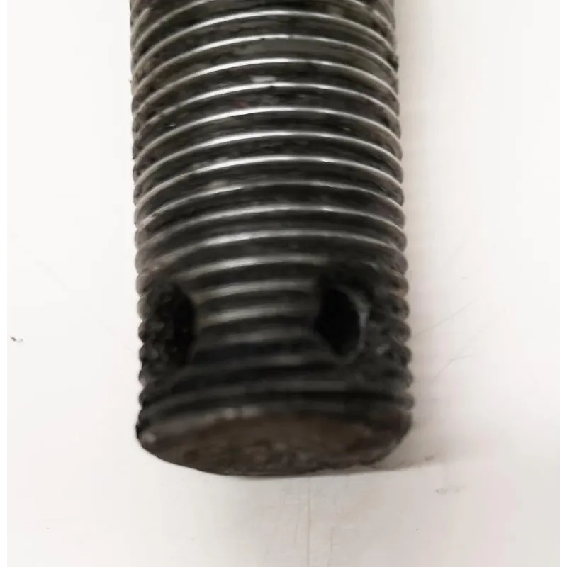 Axe de roue arriere KAWASAKI Z 750 2004-2006