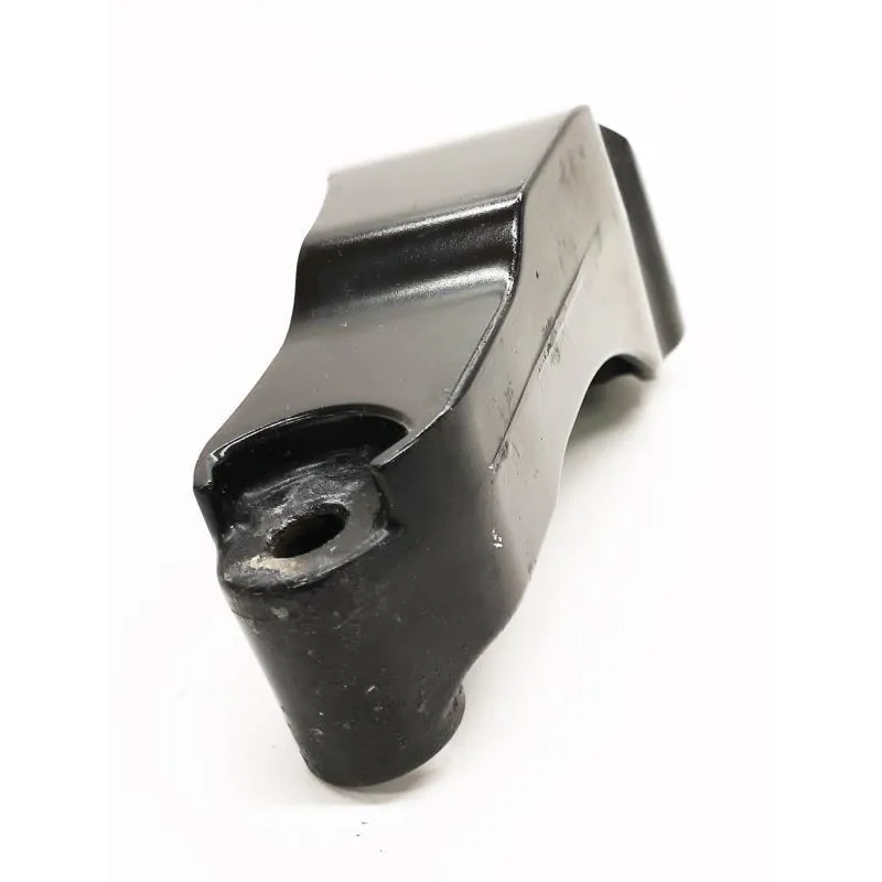 Support moteur droit KAWASAKI Z 750 2004-2006