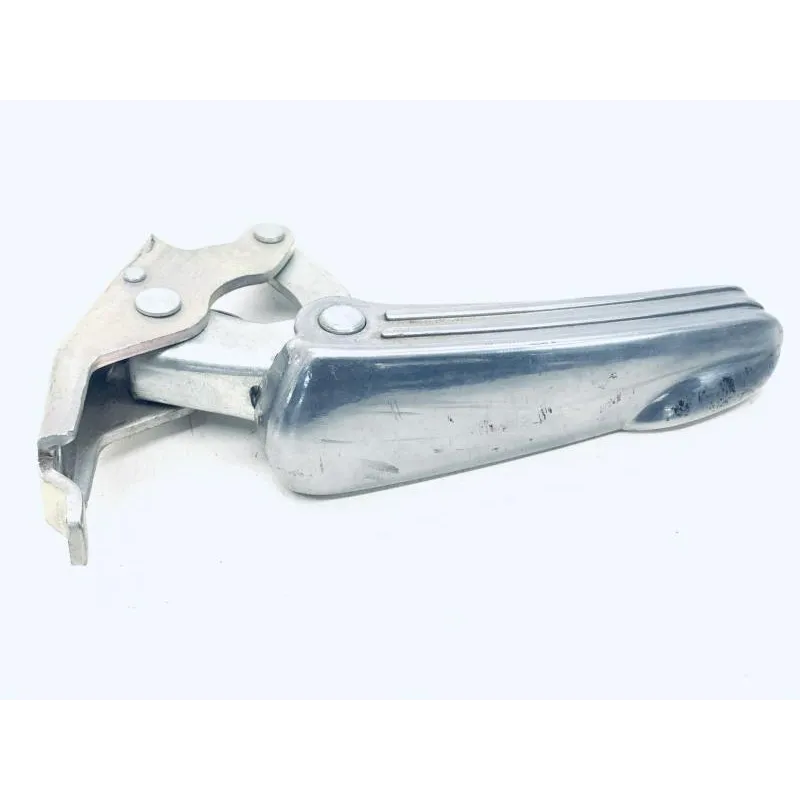 Repose pieds arriere gauche PIAGGIO VESPA GTS 125 2007-2012