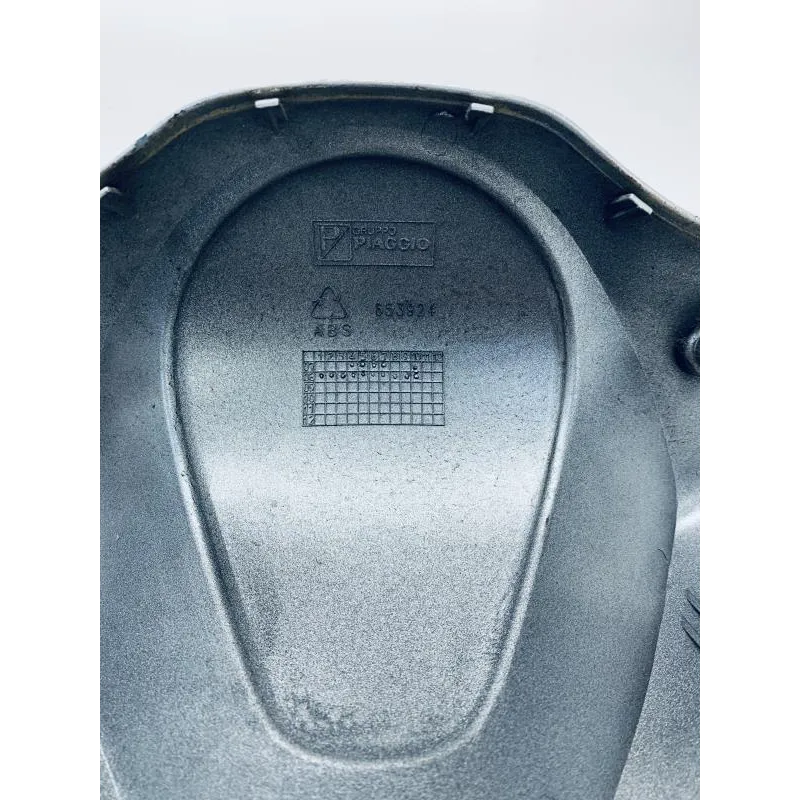 Cache guidon superieur PIAGGIO X EVO 125 2007-2016