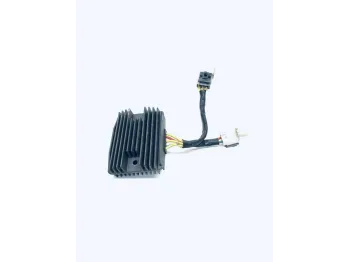Regulateur charge batterie PIAGGIO MP3 500 LT 2016-2018 E4 SPORT