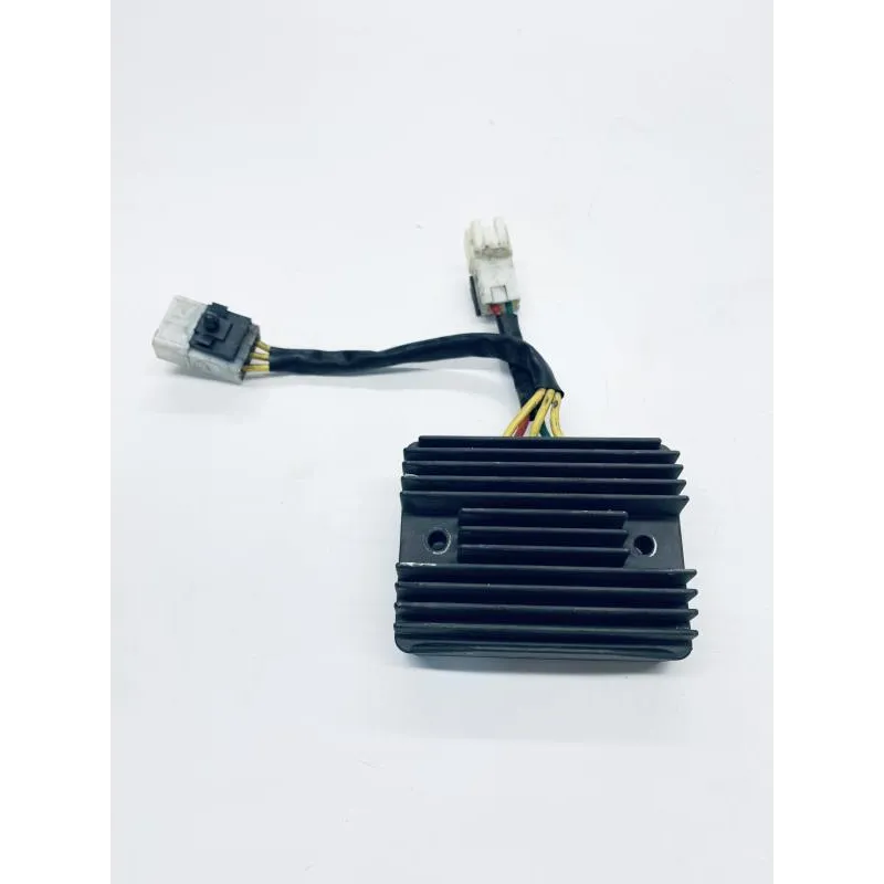 Regulateur charge batterie PIAGGIO MP3 500 LT 2016-2018 E4 SPORT