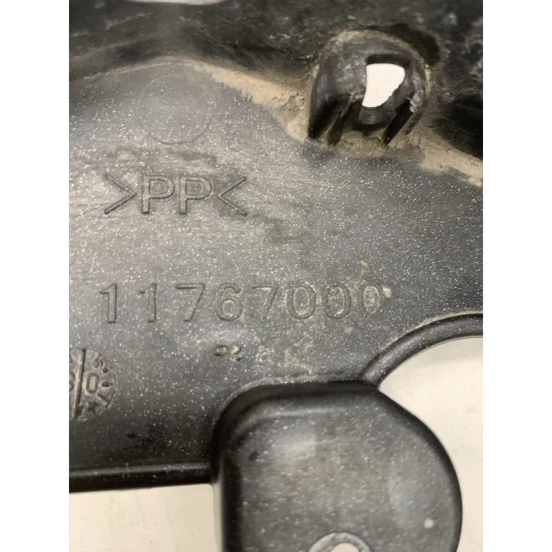 Cache guidon inferieur PEUGEOT SATELIS 125 2008-2011 E3