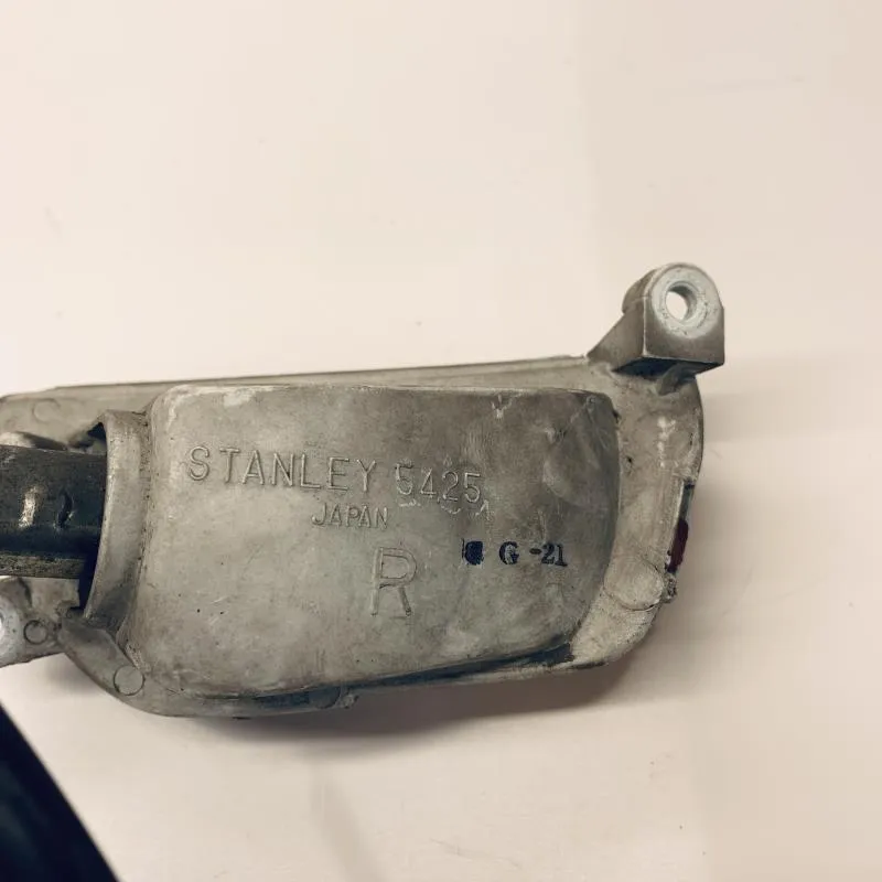 Clignotant avant droit HONDA CH 125 1988-1996 SPACY