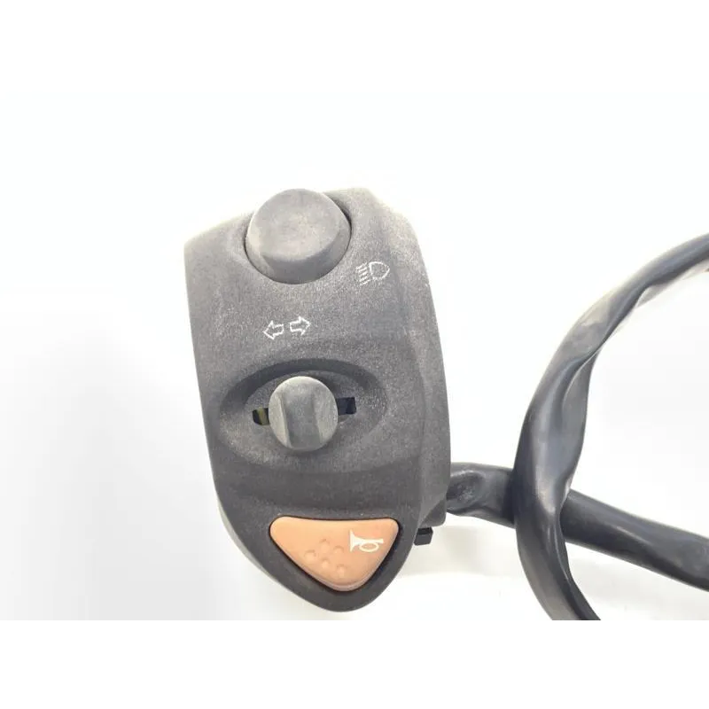 Commodo gauche PEUGEOT SATELIS 125 2008-2011 E3