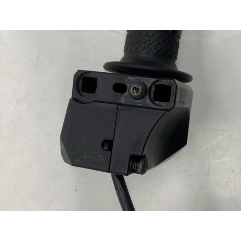 Commodo droit YAMAHA GPD 125 2015-2016 NMAX