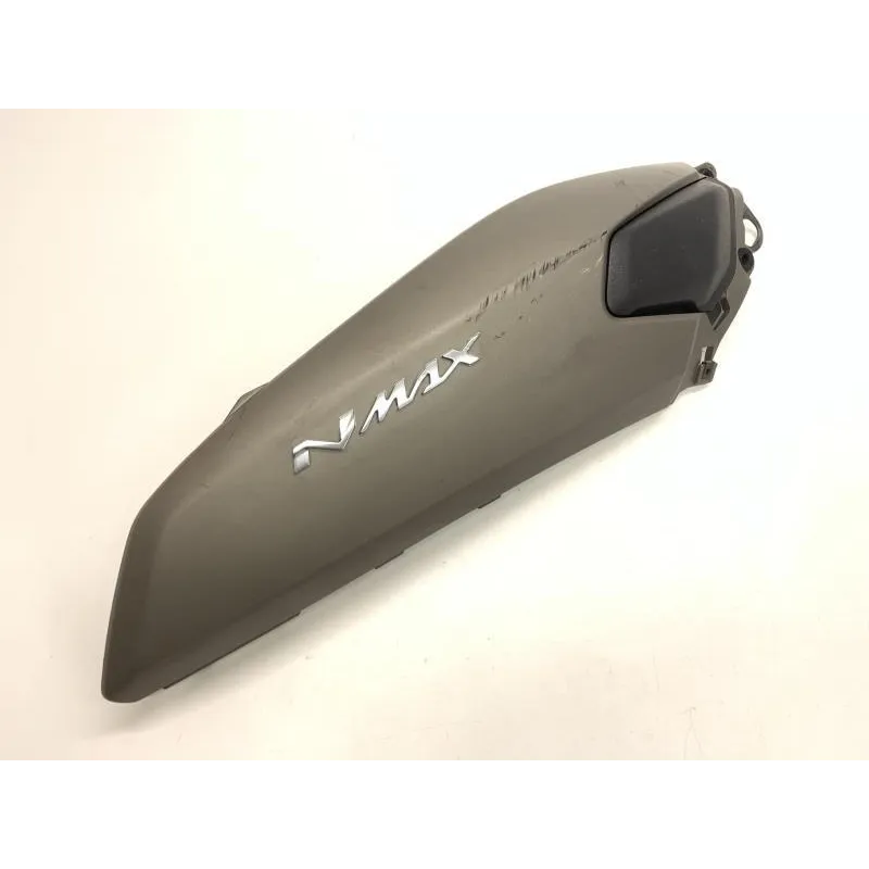 Cache carenage coque arriere droit YAMAHA GPD 125 2015-2016 NMAX