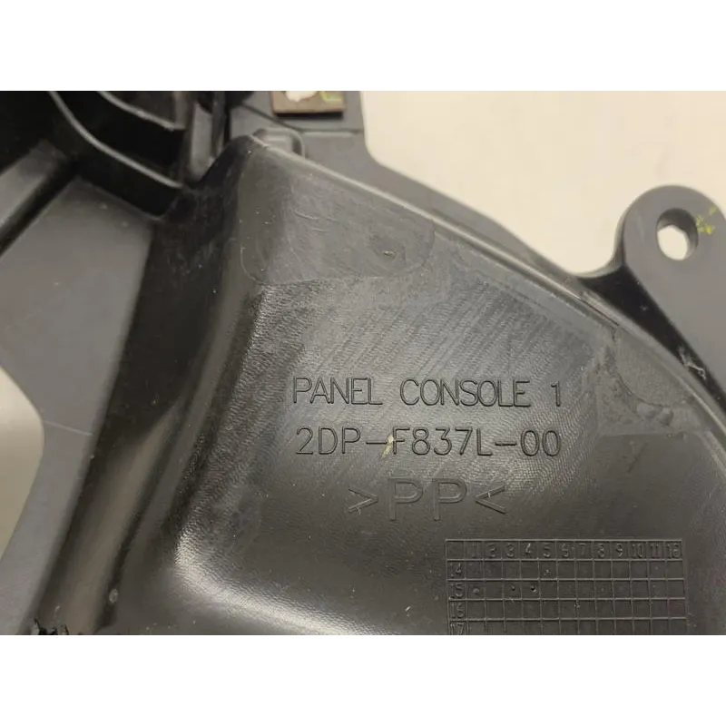 Entourage compteur YAMAHA GPD 125 2015-2016 NMAX