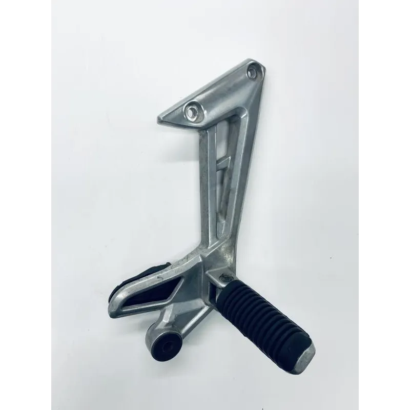 Platine arriere droite YAMAHA FZS 1000 2001-2003 FAZER