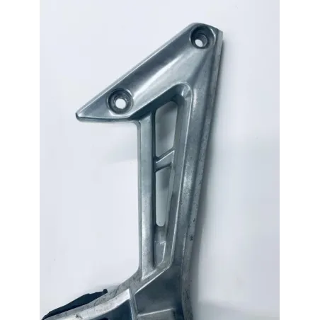 Platine arriere droite YAMAHA FZS 1000 2001-2003 FAZER