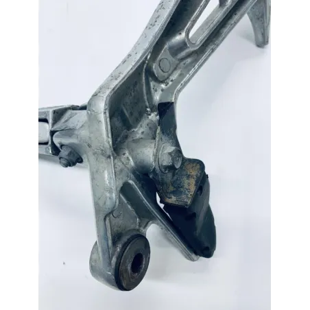 Platine arriere droite YAMAHA FZS 1000 2001-2003 FAZER