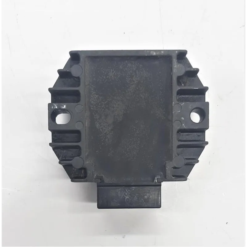 Regulateur charge batterie PIAGGIO MP3 125 2006-2008