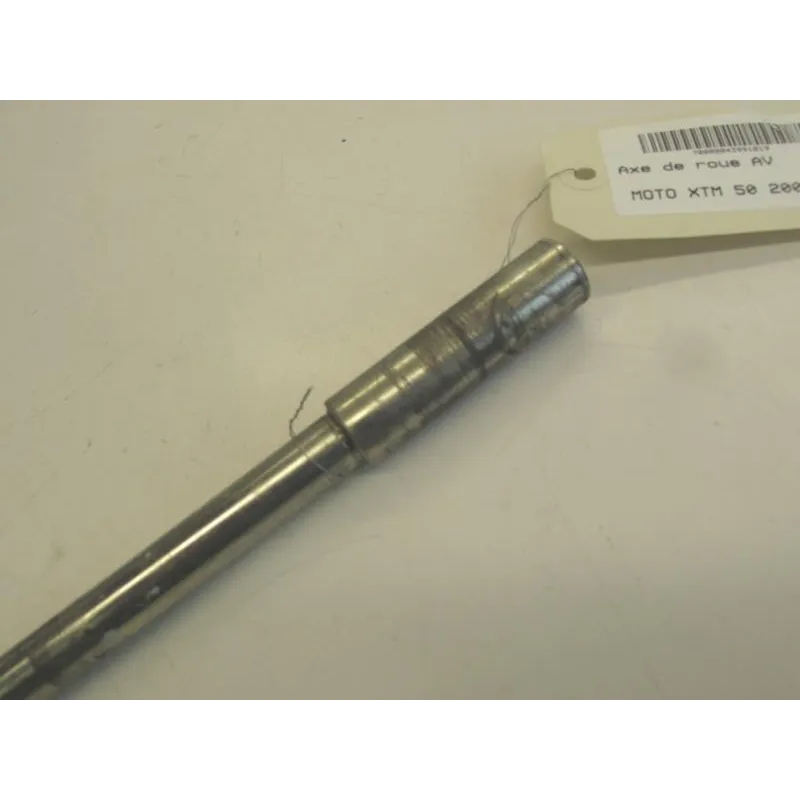 Axe de roue avant MALAGUTI XTM 50 2004-2005