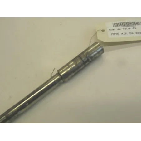 Axe de roue avant MALAGUTI XTM 50 2004-2005