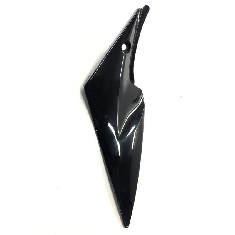 Cache carenage sous selle droit SUZUKI GSXR 600 2006-2007