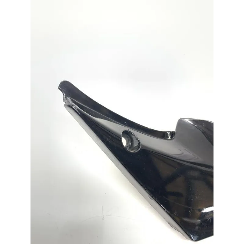 Cache carenage sous selle droit SUZUKI GSXR 600 2006-2007