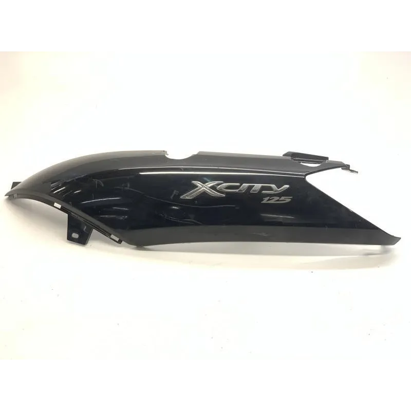 Cache carenage coque arriere gauche YAMAHA VP 125 2008-2012 XCITY