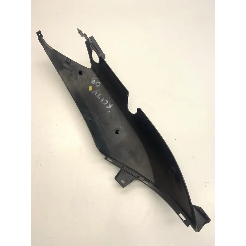 Cache carenage coque arriere gauche YAMAHA VP 125 2008-2012 XCITY