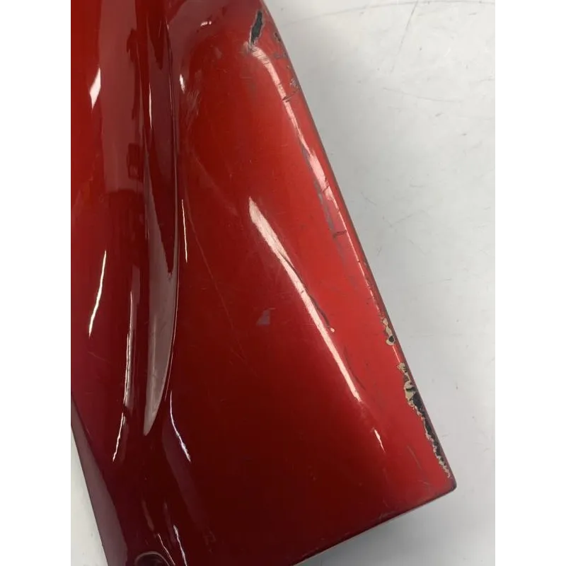 Cache lateral droit SUZUKI UC 125 1999-2003 EPICURO