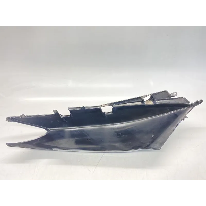 Cache carenage coque arriere gauche YAMAHA XP 500 2005-2007 TMAX ABS