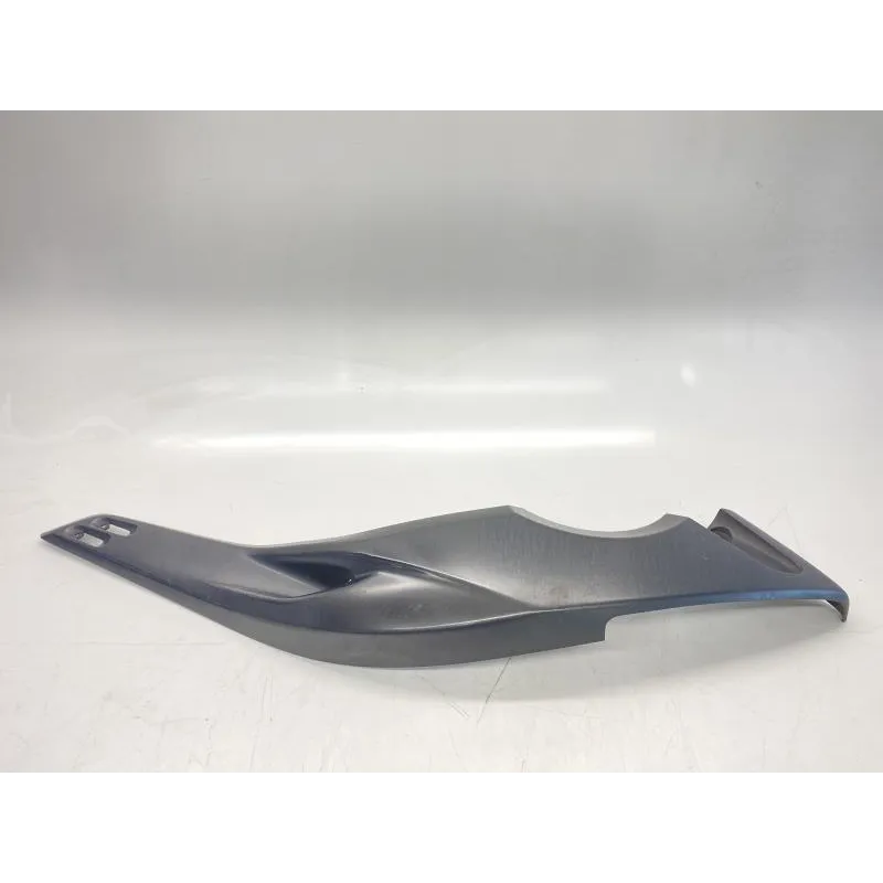 Cache lateral droit YAMAHA XP 500 2005-2007 TMAX ABS