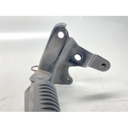 Platine et repose pieds arriere gauche YAMAHA XP 500 2005-2007 TMAX ABS