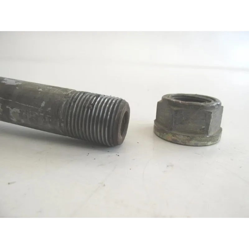 Axe de roue arriere HUSQVARNA TE 350 1991-1993