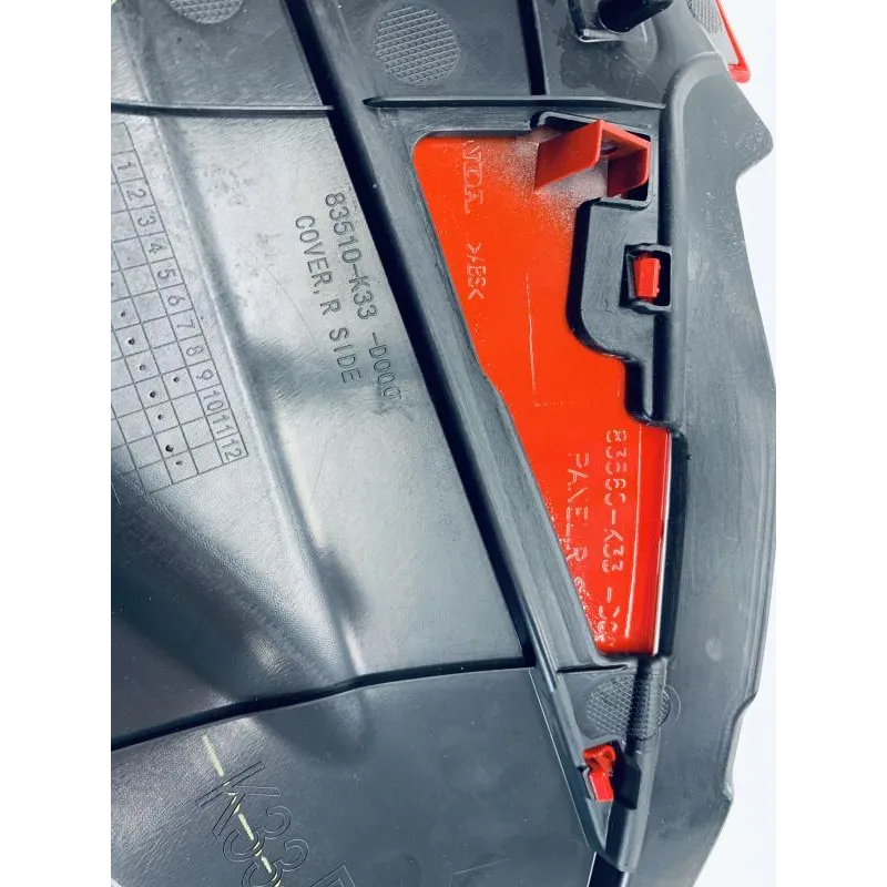 Cache carenage sous selle droit HONDA CBR 300 R 2014-2017