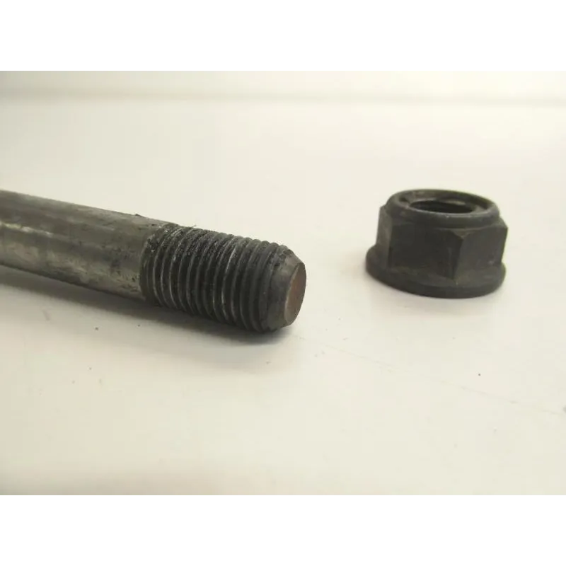 Axe de roue avant HONDA TL 125 1983-1987