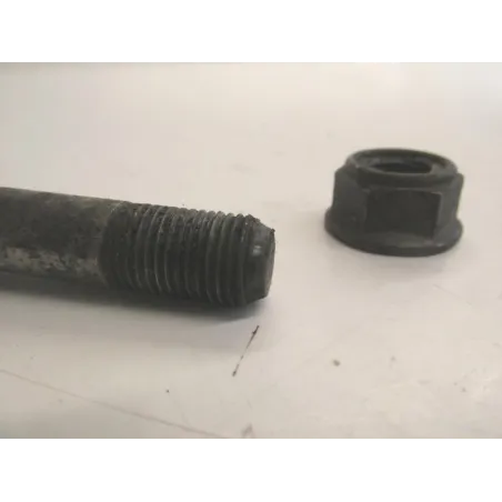 Axe de roue avant HONDA TL 125 1983-1987
