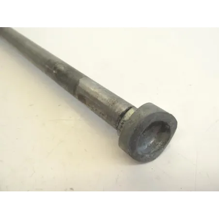 Axe de roue arriere HONDA XL 500 S 1979-1981