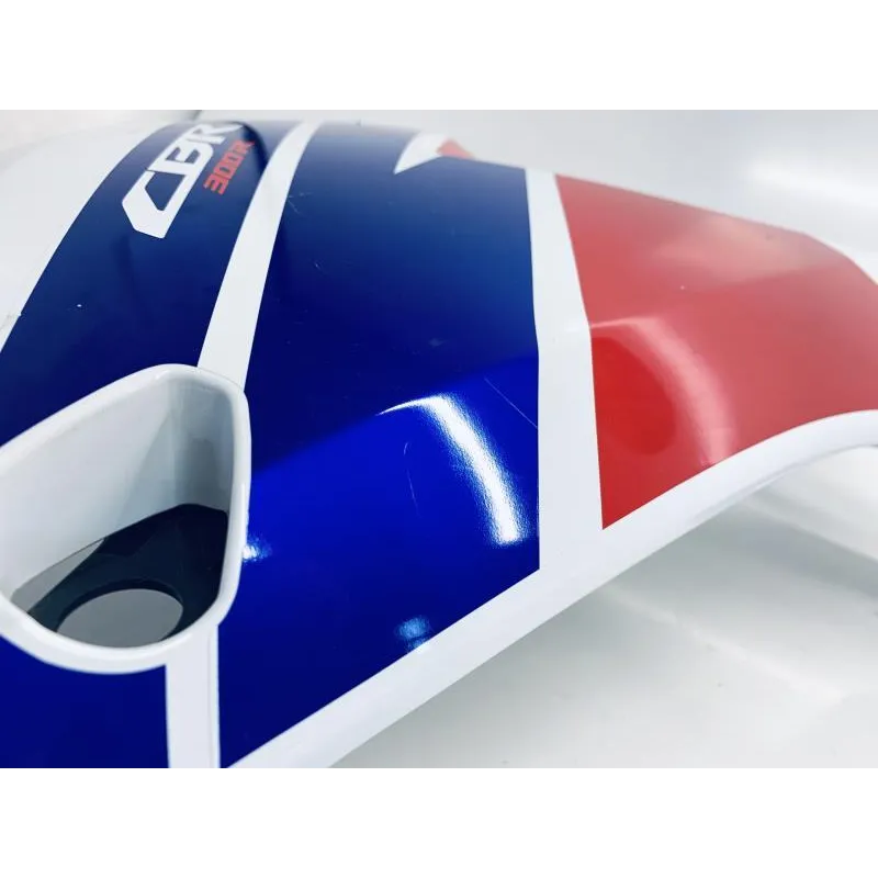 Cache flanc de carenage gauche HONDA CBR 300 R 2014-2017