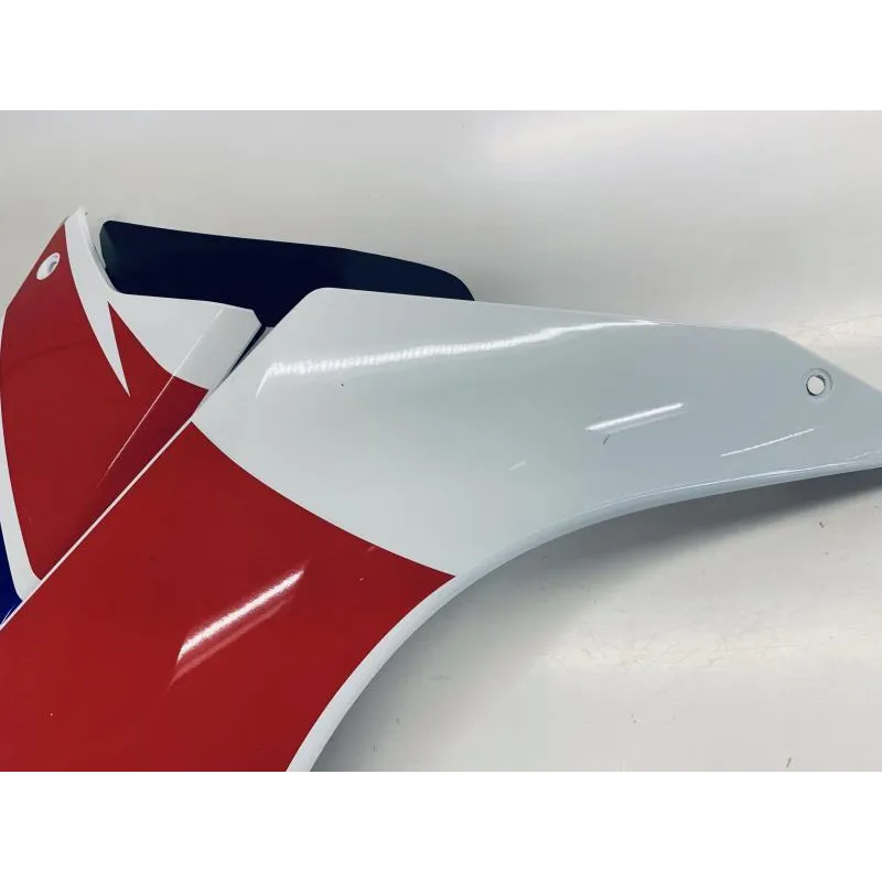 Cache flanc de carenage gauche HONDA CBR 300 R 2014-2017