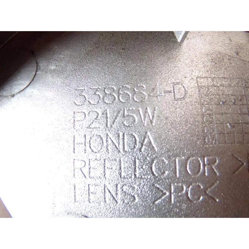 Bloc feu + clignotant ar droit HONDA FES 125 2003-2006 PANTHEON
