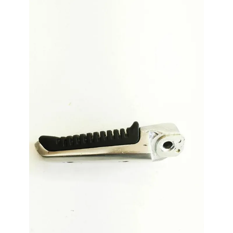 Repose pieds arriere gauche SUZUKI GSX 1100 E 1983