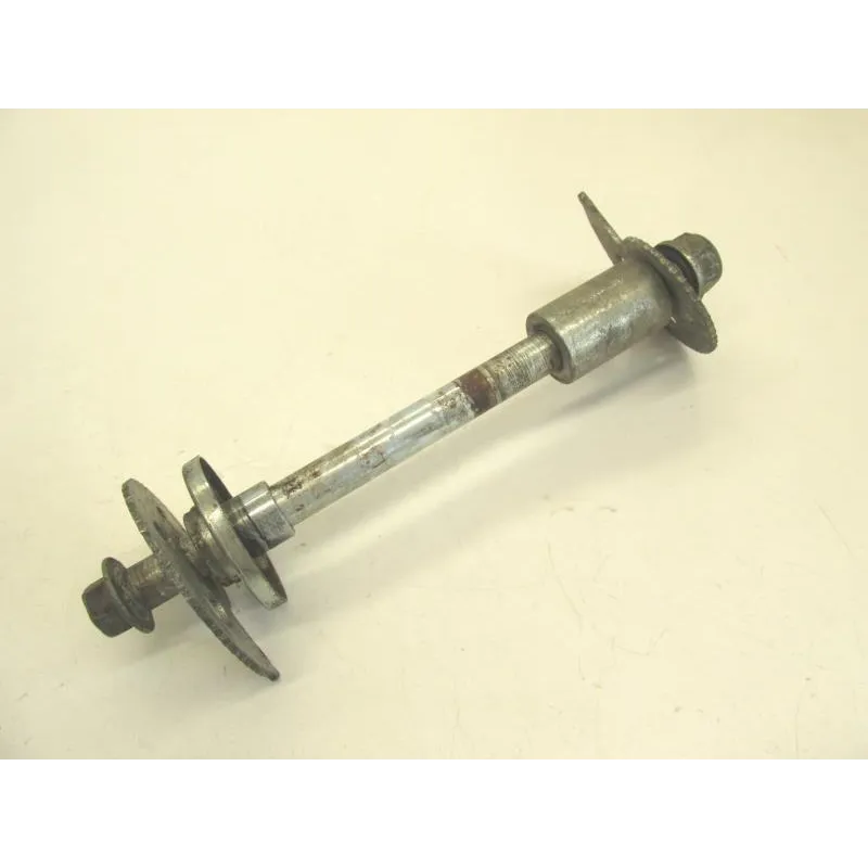 Axe de roue arriere KYMCO STRYKER 125 1998-2004 ON/OFF