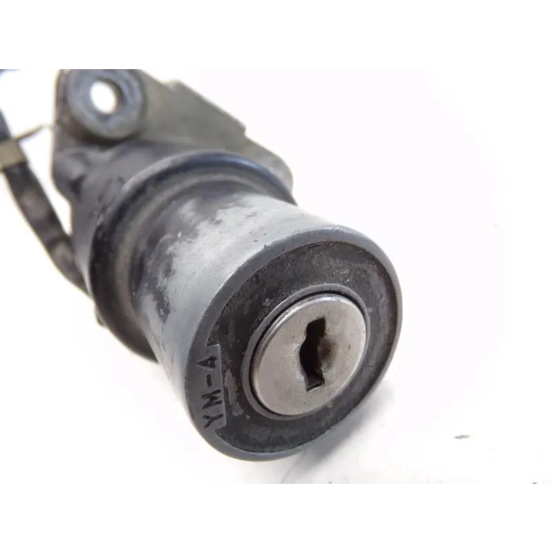 Serrure contacteur a cle YAMAHA FZ 750 1985-1986