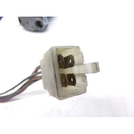 Serrure contacteur a cle YAMAHA FZ 750 1985-1986