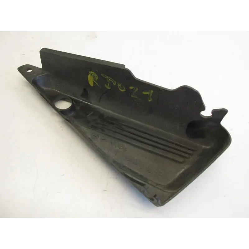Cache lateral gauche YAMAHA FZS 1000 2001-2003 FAZER
