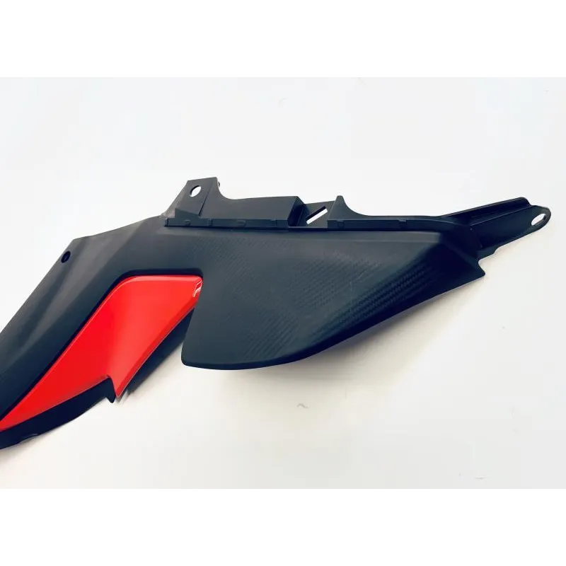 Cache carenage sous selle gauche HONDA CBR 300 R 2014-2017