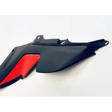 Cache carenage sous selle gauche HONDA CBR 250 R 2015-2016
