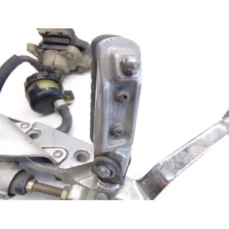 Repose pieds avant droit KAWASAKI ZRX 1200 S 2001-2004