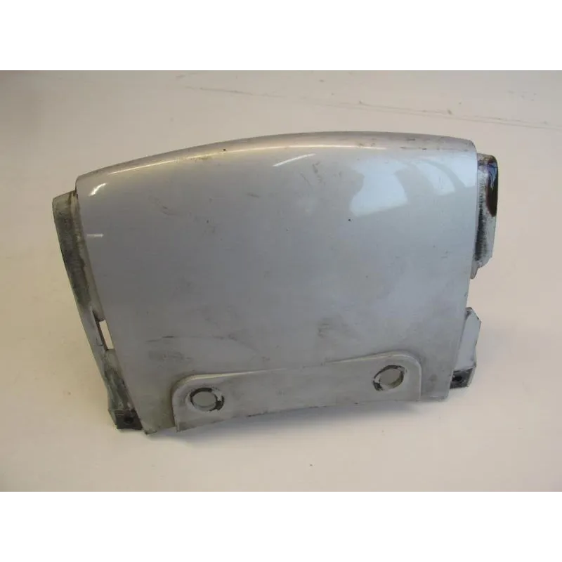 Cache jonction coque arriere YAMAHA YP 125 2001-2002 MAJESTY